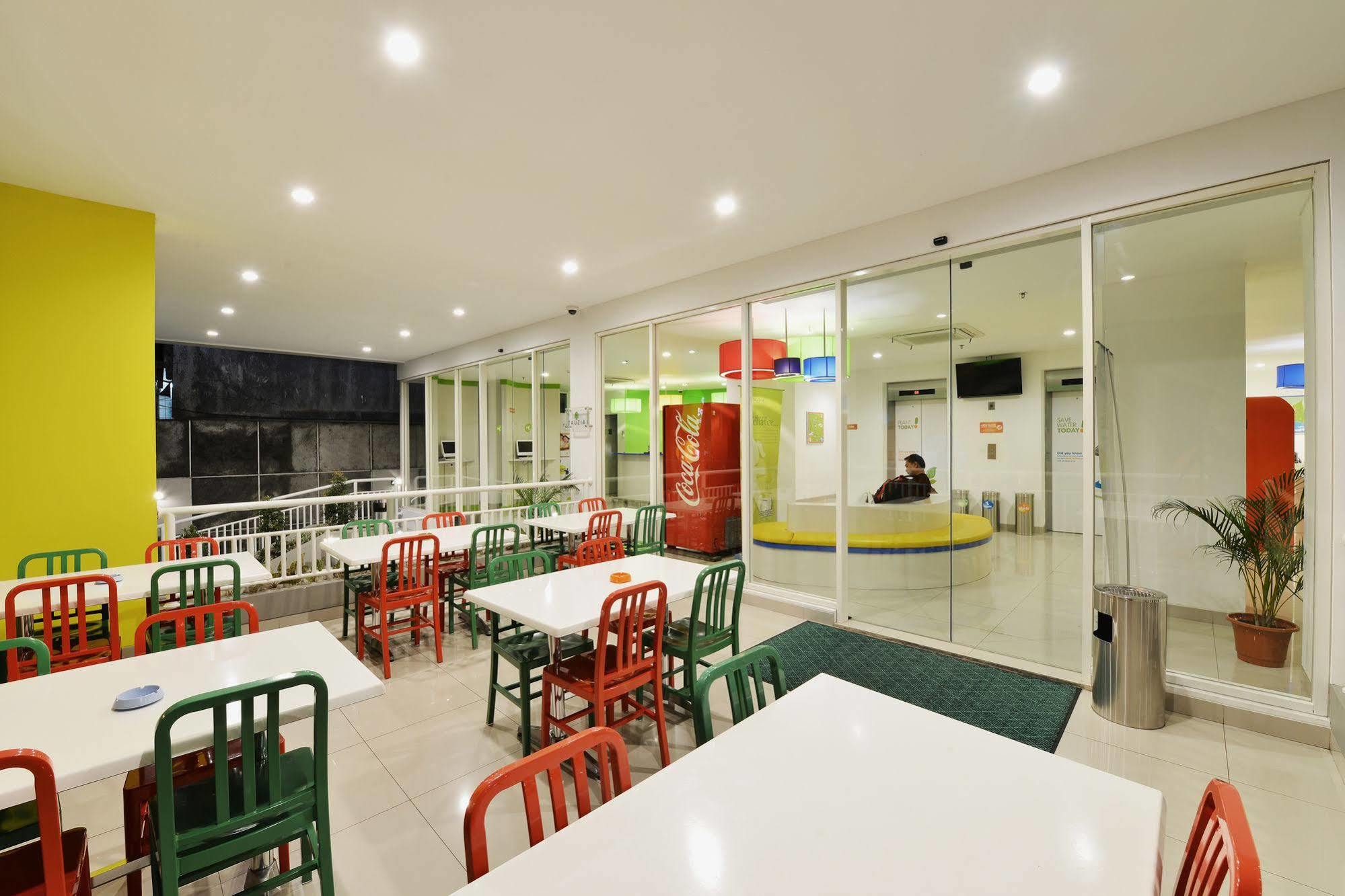Pop! Hotel Malioboro - Jogyakarta Zewnętrze zdjęcie